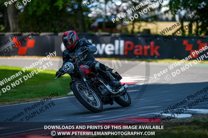 cadwell park;cadwell park photographs;cadwell trackday photographs;enduro digital images;event digital images;eventdigitalimages;peter wileman photography;racing digital images;trackday digital images;trackday photos